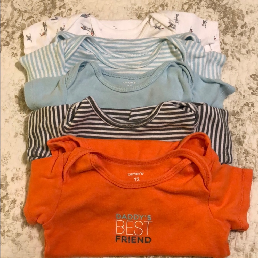 💙5 carters baby boy onesies💙